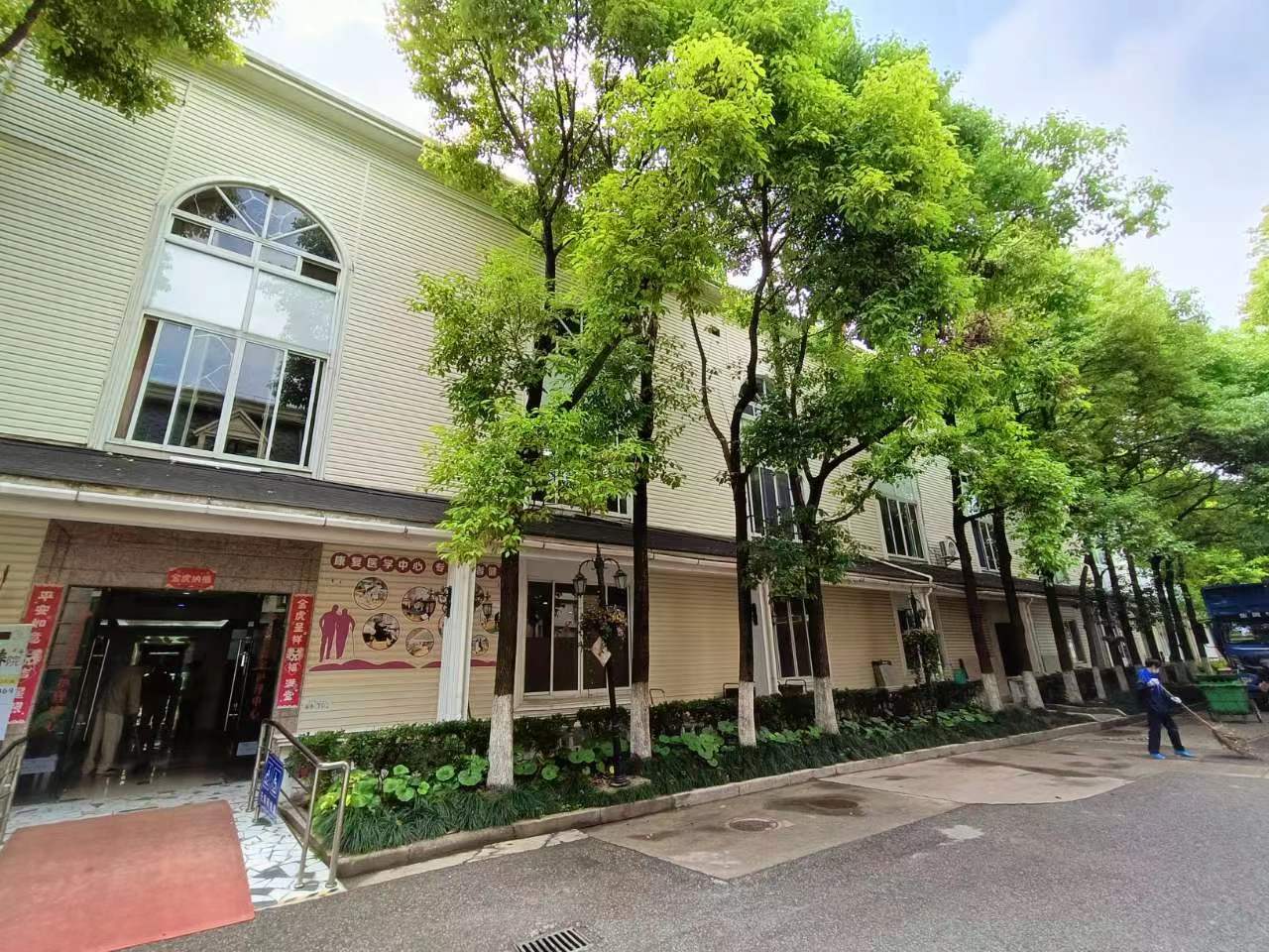 上海祥福頤養(yǎng)院房屋裂縫檢測(cè) (2)